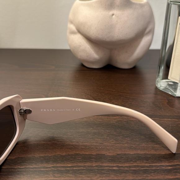 Runway 49mm Rectangular Sunglasses - Picture 8 of 14